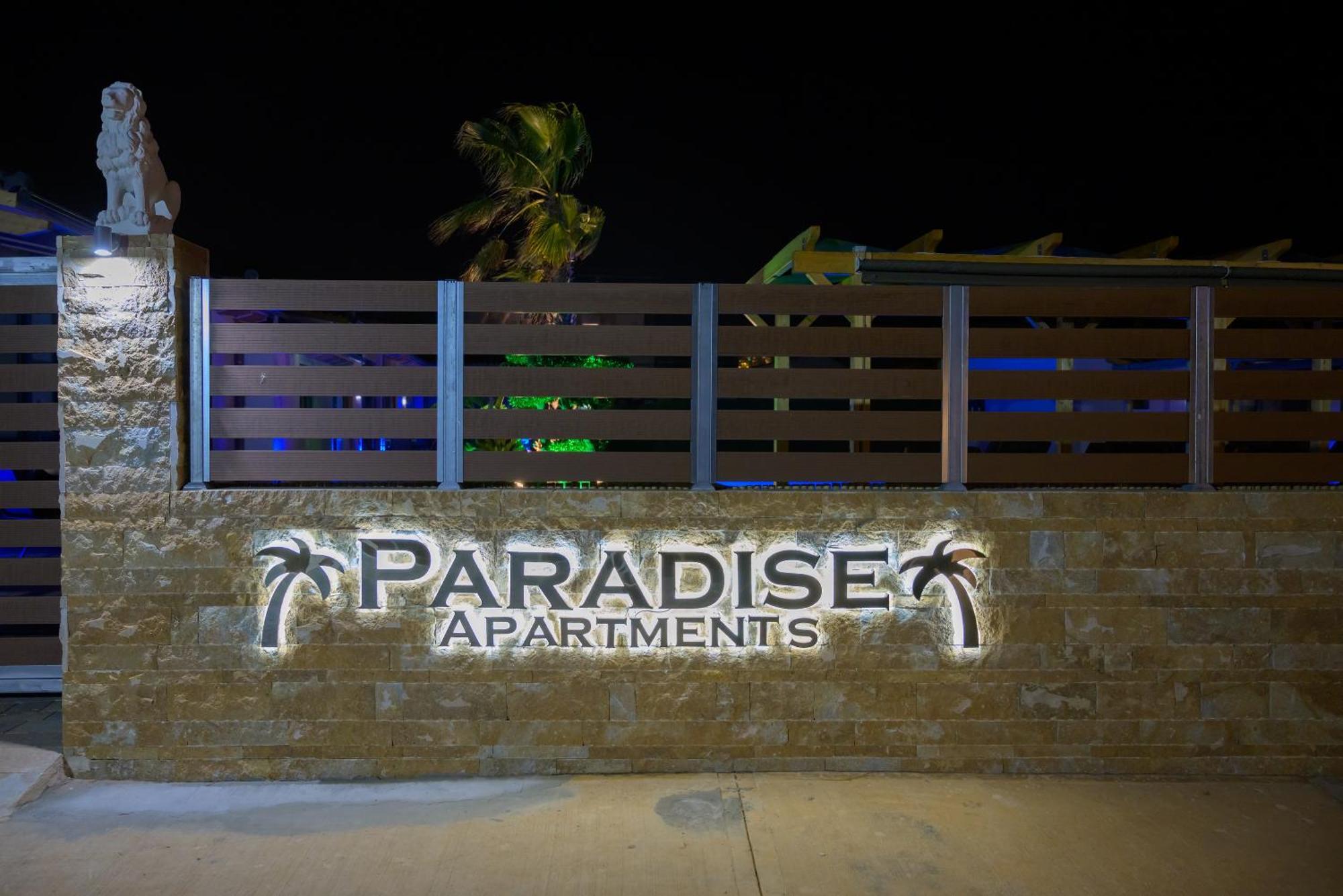 Paradise Apartments Artemida Eksteriør billede